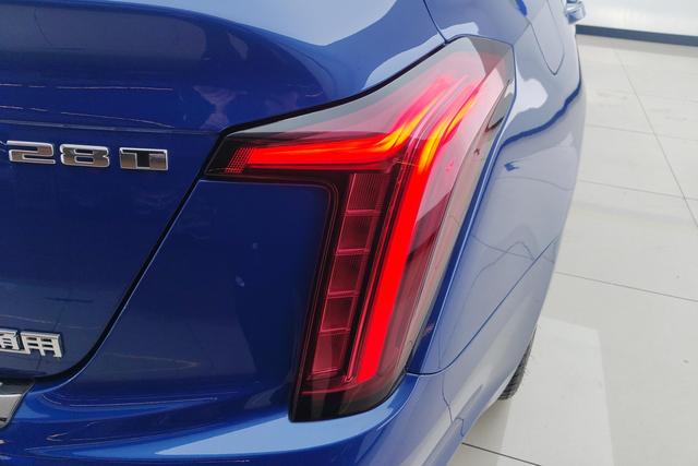 Cadillac CT5 2021 28 T Premium — фото 5