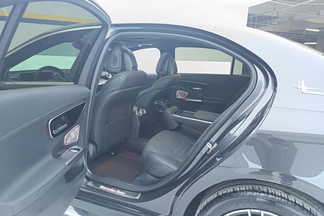 Mercedes-Benz C-Class 2023 C 260 L — фото 16