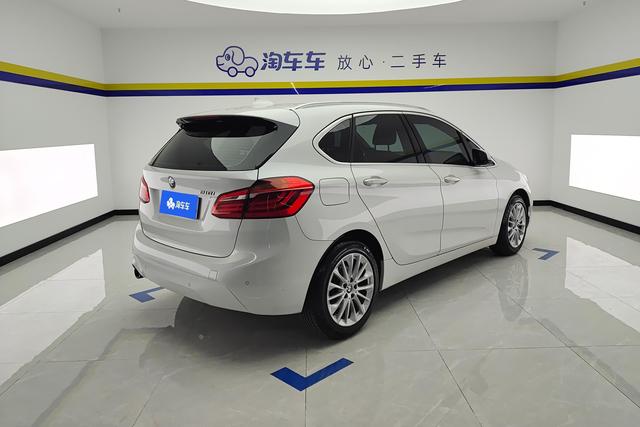 BMW 2 Series Tourer 2018 — фото 3