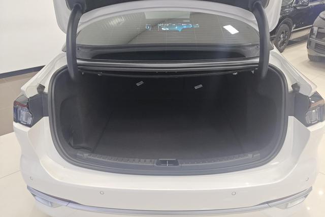 Ford Mondeo 2023 Eco Boost 245 — фото 17