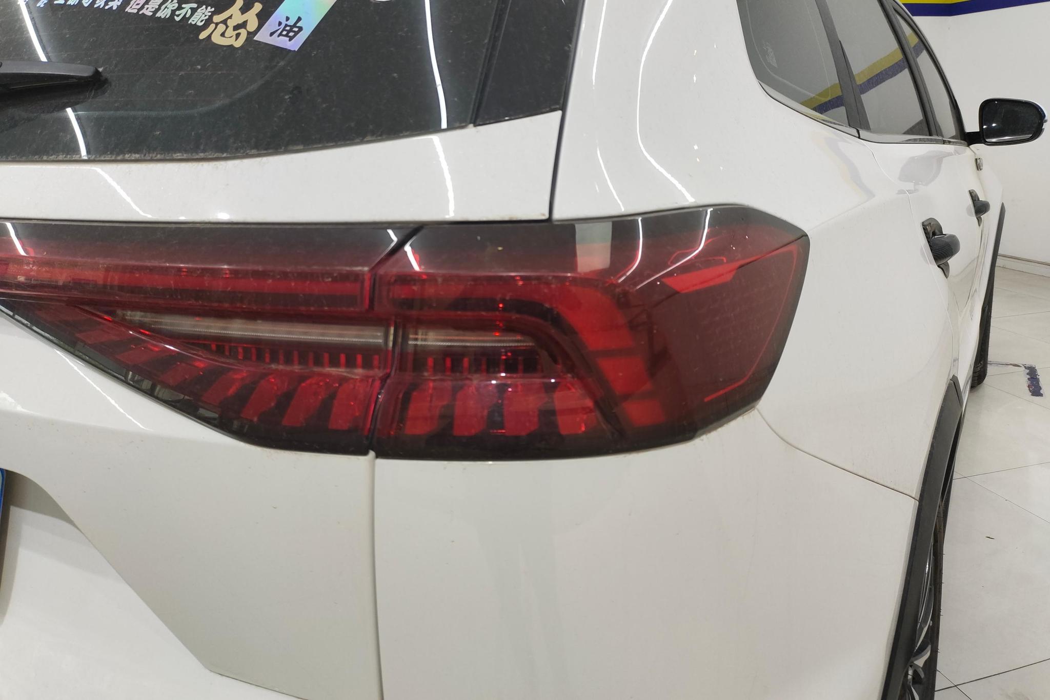 Chery 8 PRO 2022 290T 5 мест