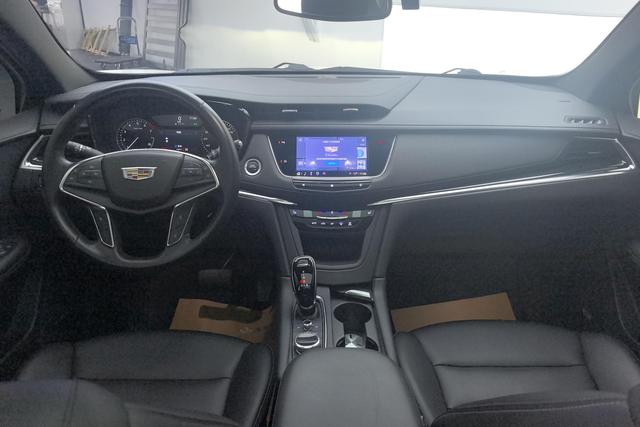 Cadillac XT5 2021 2.0 T Hybrid 4 WDLuxury — фото 12