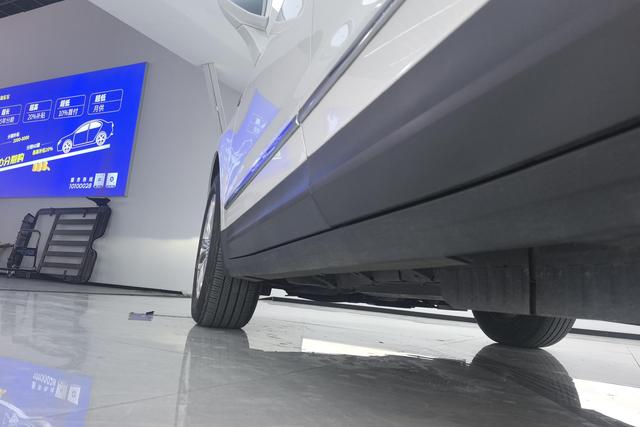 Cadillac XT5 id 3856932 из Китая 9