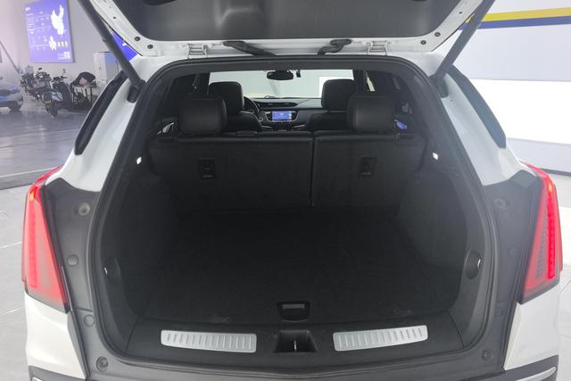 Cadillac XT5 id 3856932 из Китая 11