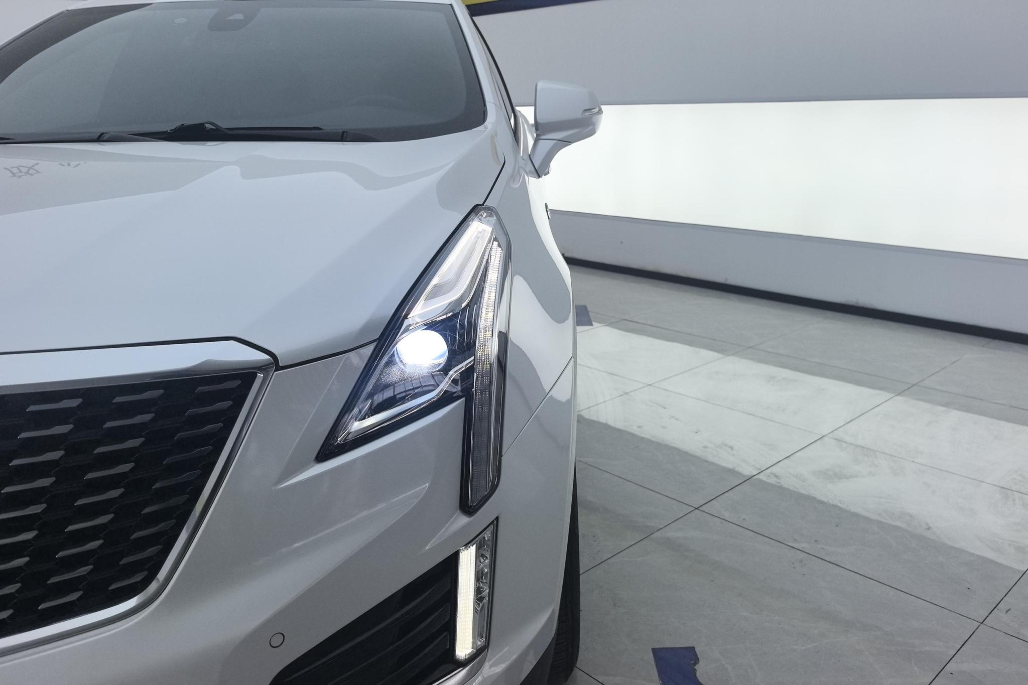 Cadillac XT5 2021 2.0T Luxury