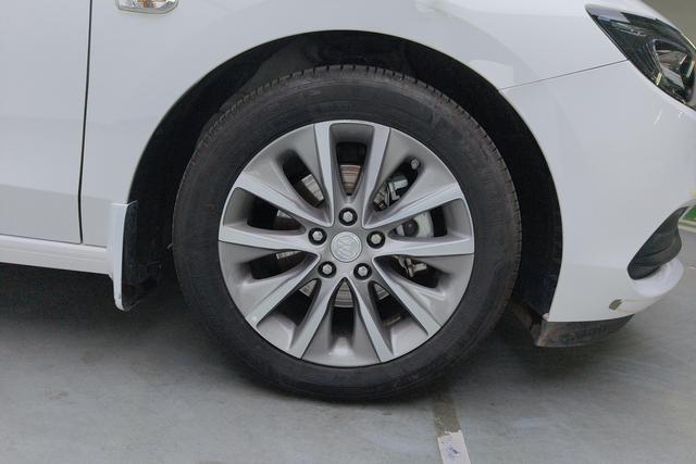 Buick GL6 2022 Белый из Китая, фото 5