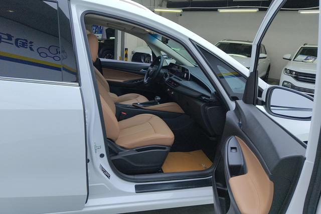 Buick GL6 2021 323 T Hybrid Luxury — фото 15