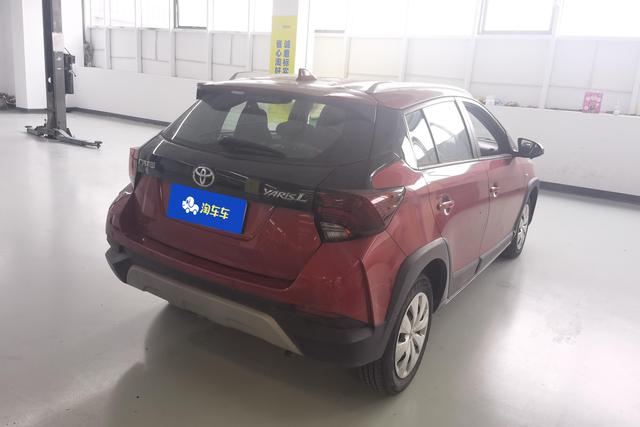 Toyota YARIS L 2021 X 1.5 L CVT — фото 3