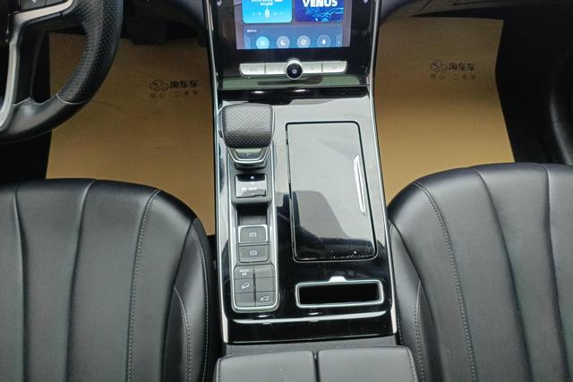 Roewe RX5 MAX id 3857570 из Китая 9