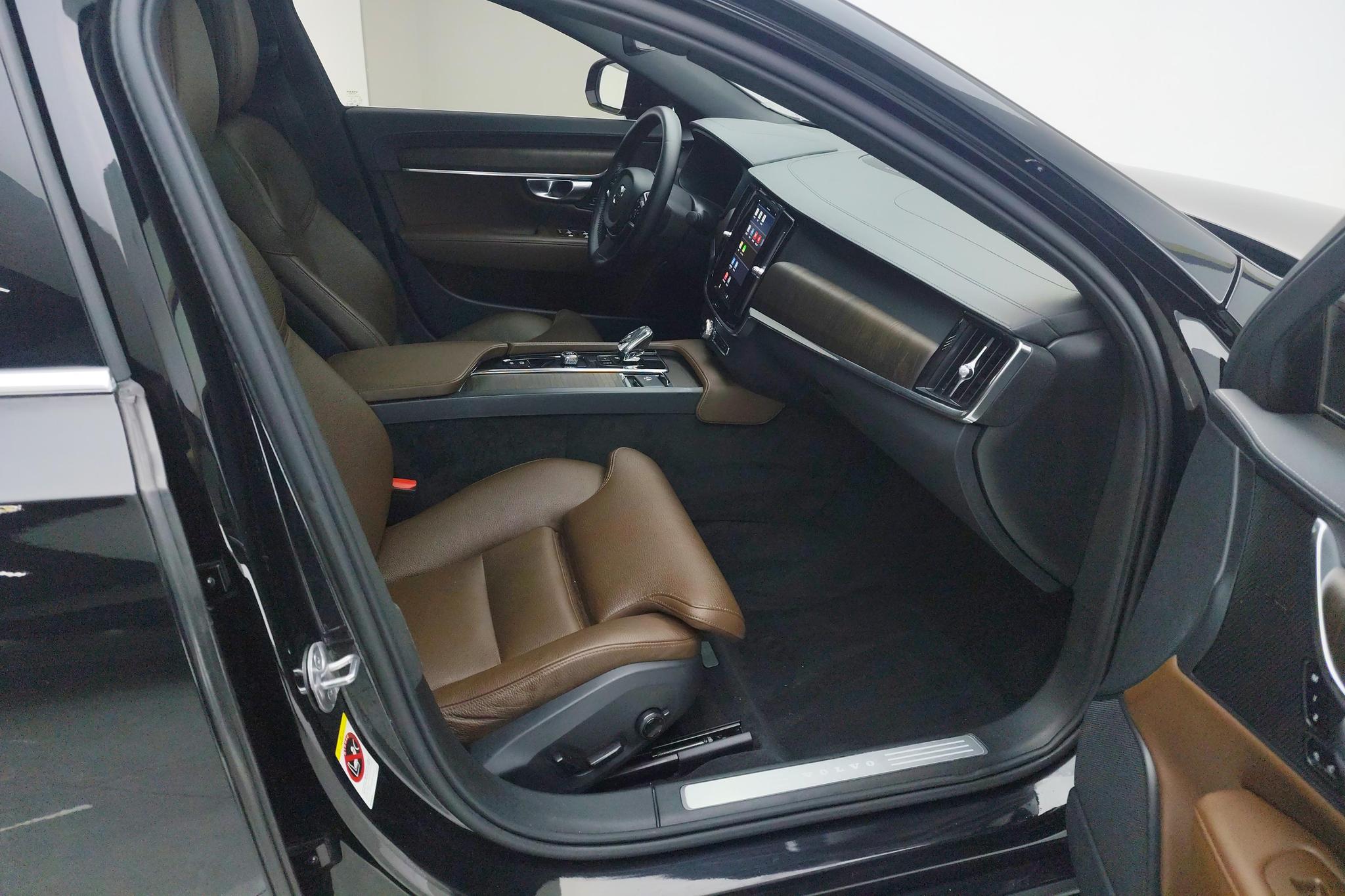 Volvo S90 2023 B5 Luxury
