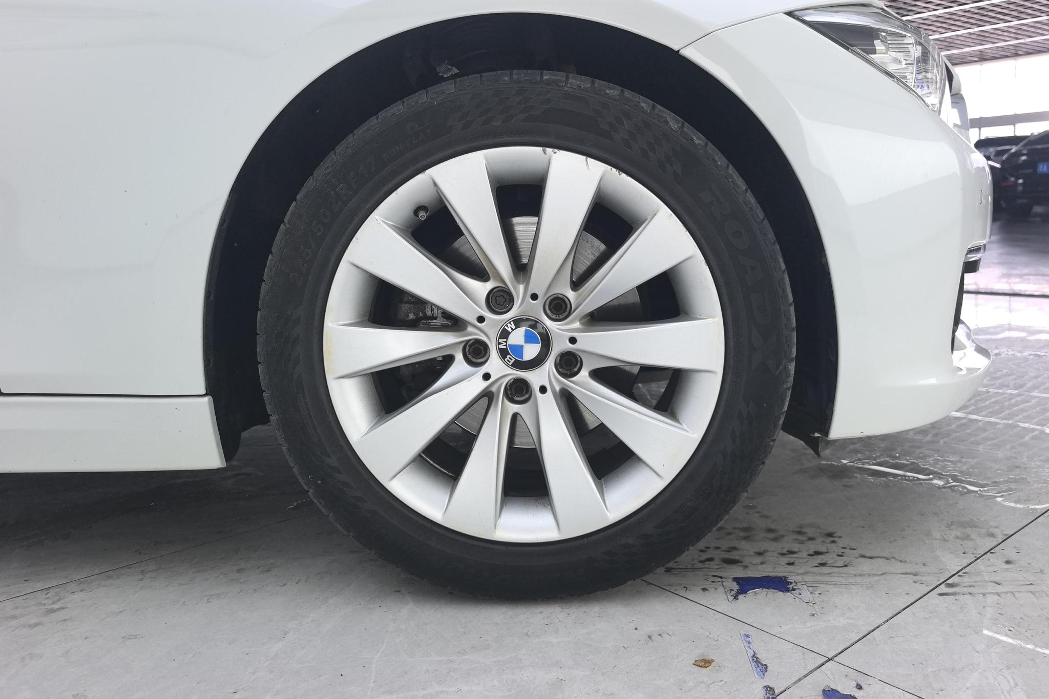 BMW 3 Series 3 2017 318Li Fashion