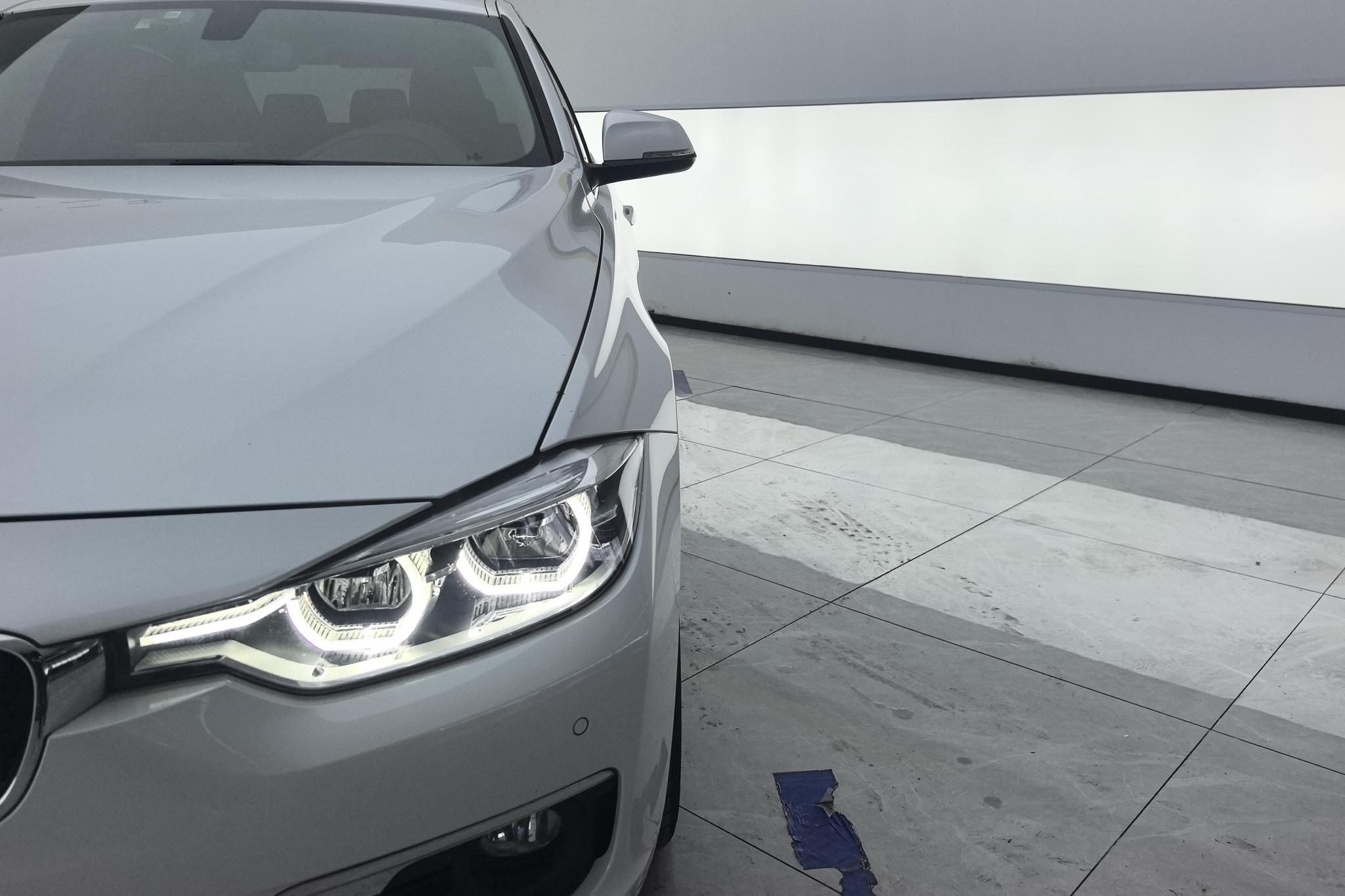 BMW 3 Series 3 2017 318Li Fashion