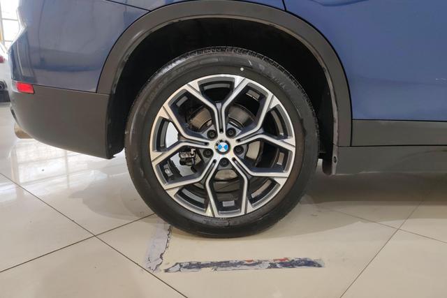 BMW X1 2022 — фото 9