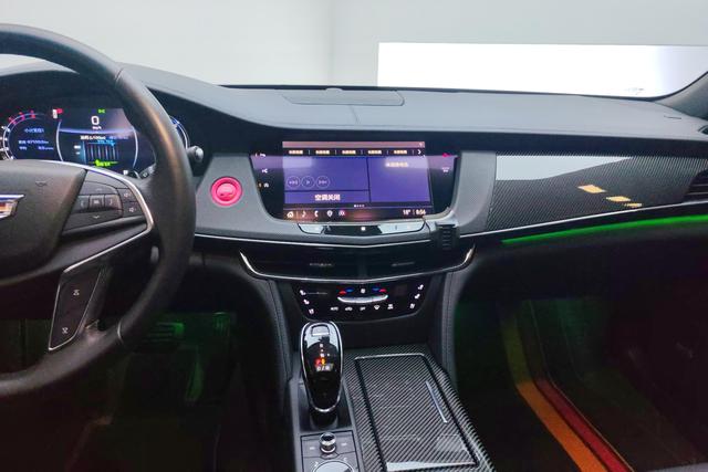 Cadillac CT6 2022 28 T Premium — фото 15