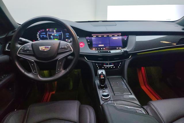 Cadillac CT6 2022 28 T Premium — фото 14