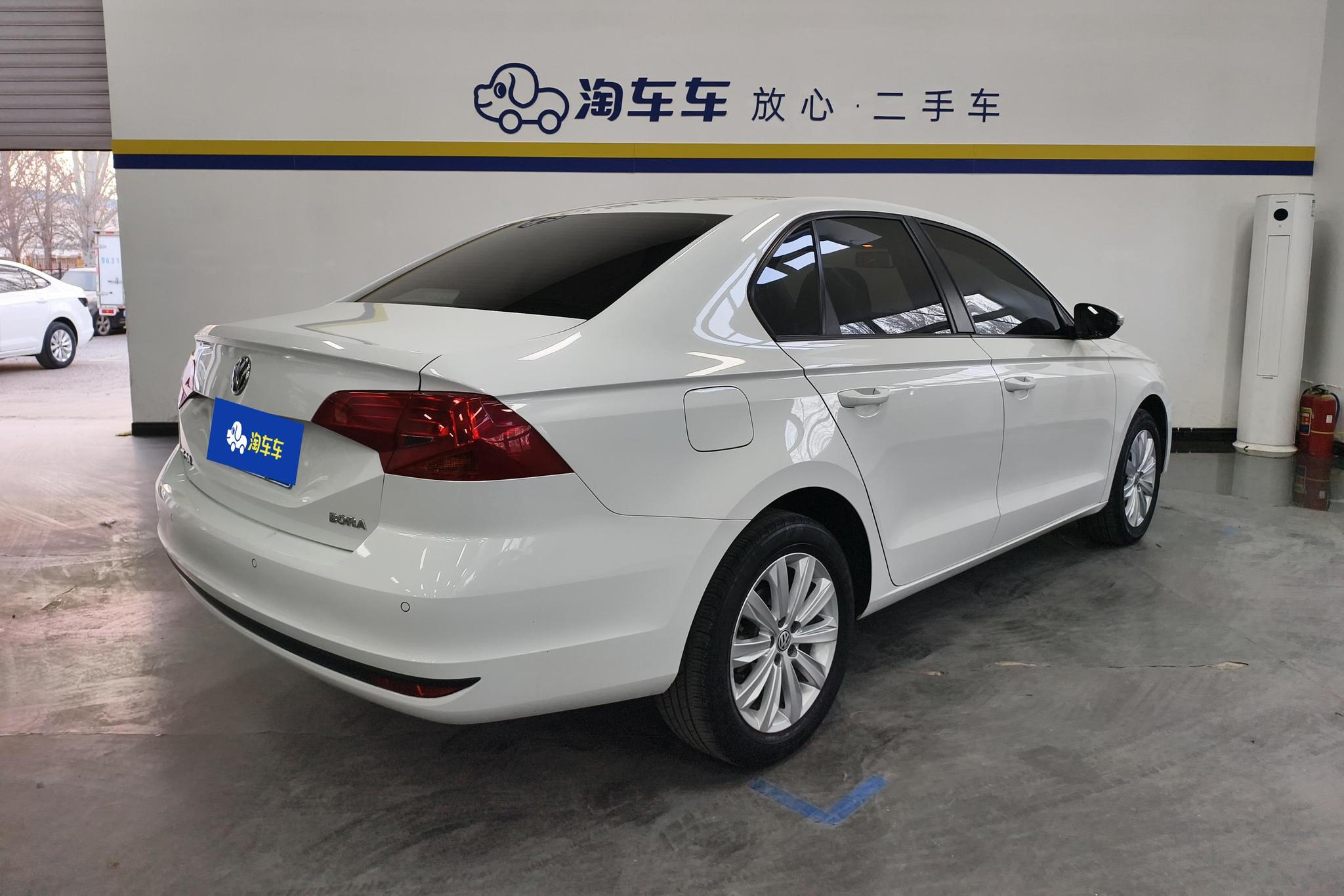 Volkswagen Bora 2019 1.5L MT Fashion VI