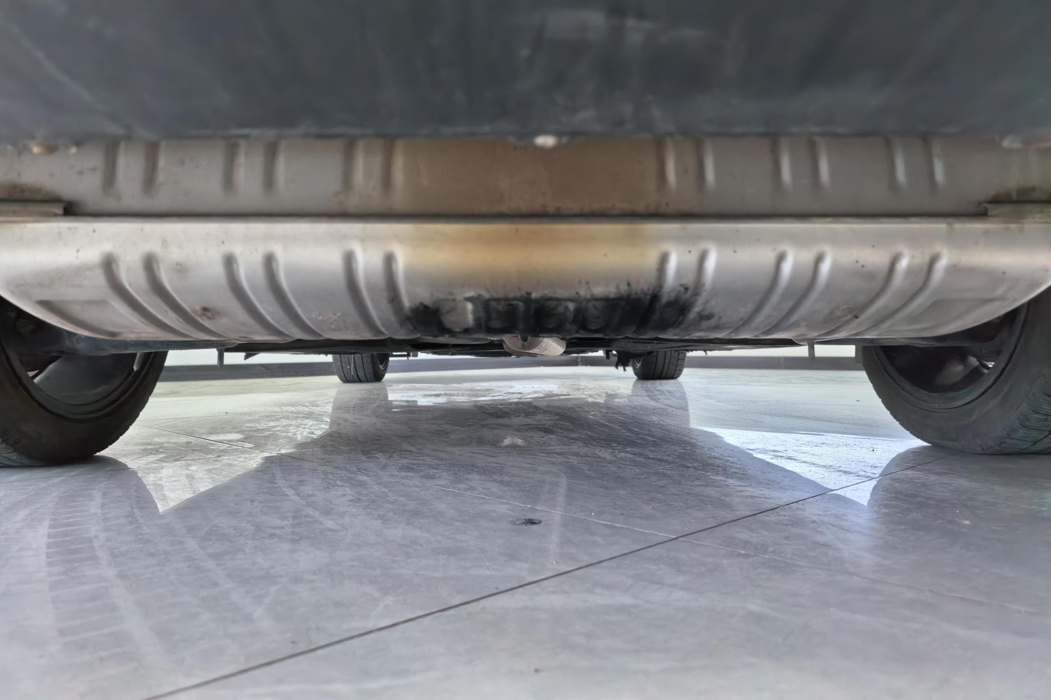 Hongqi H5 2020 1.8T AT