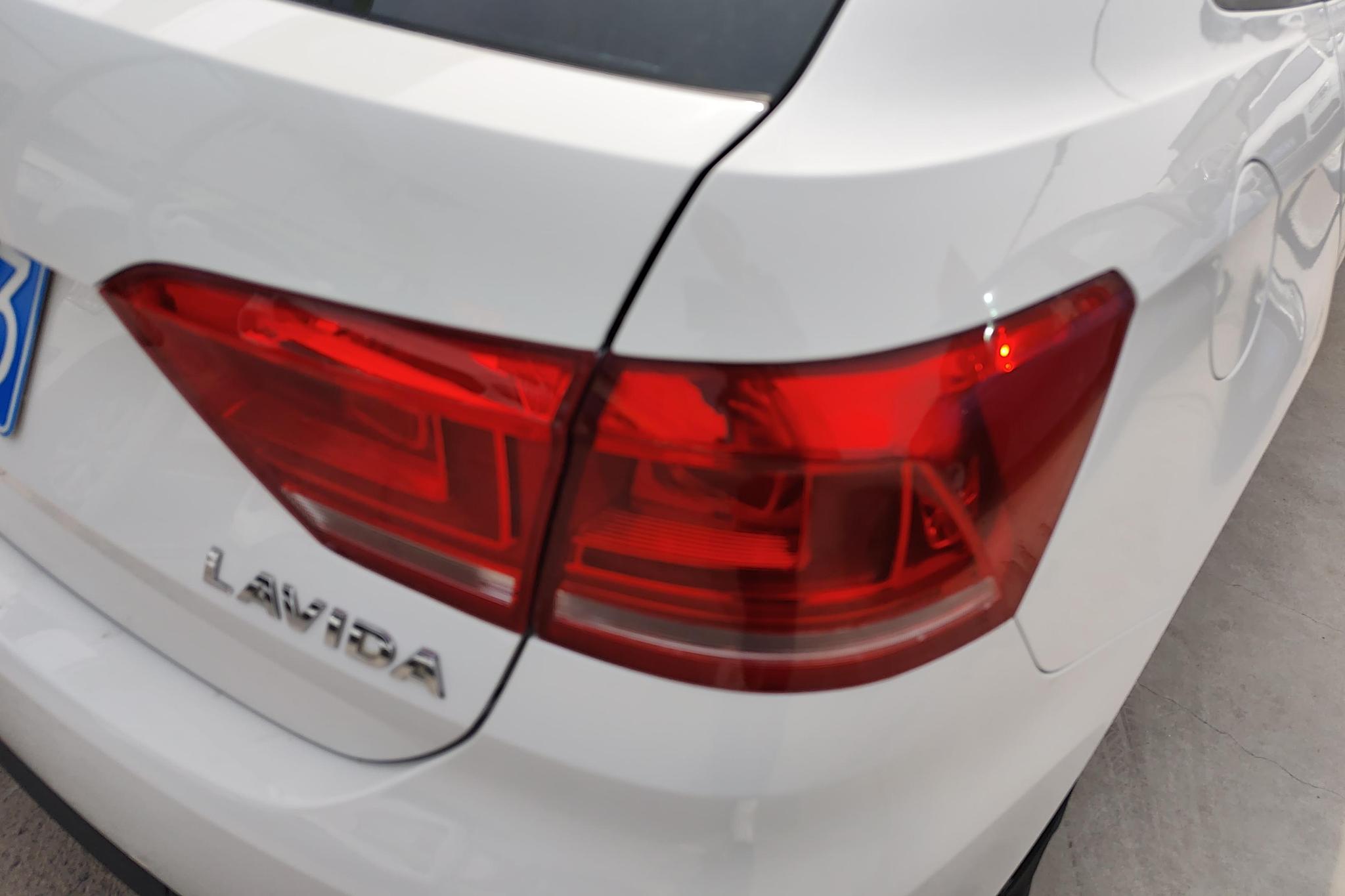 Volkswagen Gran Lavida 2013 1.6L AT