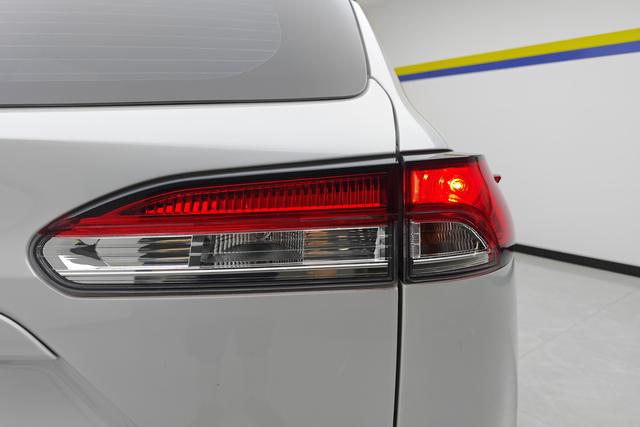 Toyota Corolla Cross 2024 2.0 L CVT — фото 5