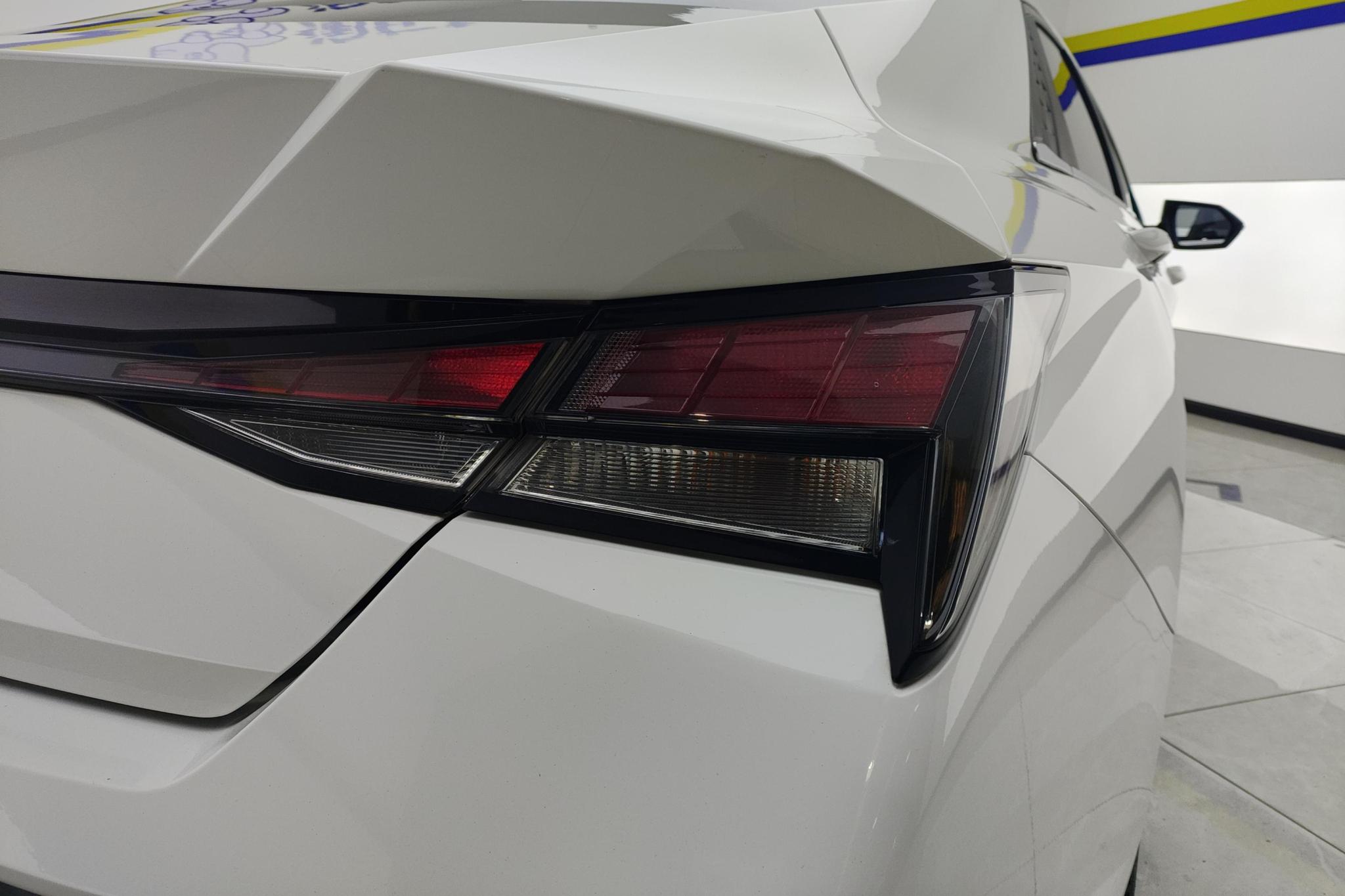 Hyundai Elantra 2023 1.5L CVT GLX Elite