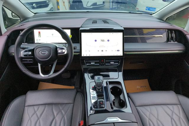 Trumpchi M8 2024 2.0 TGDI — фото 12