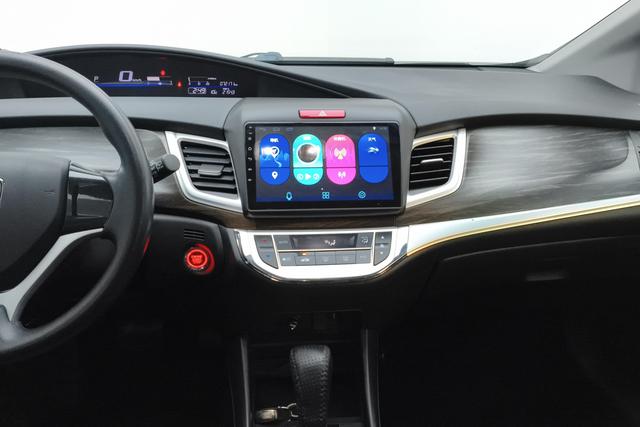 Honda Jade 2017 1.8 L AT 5 — фото 9