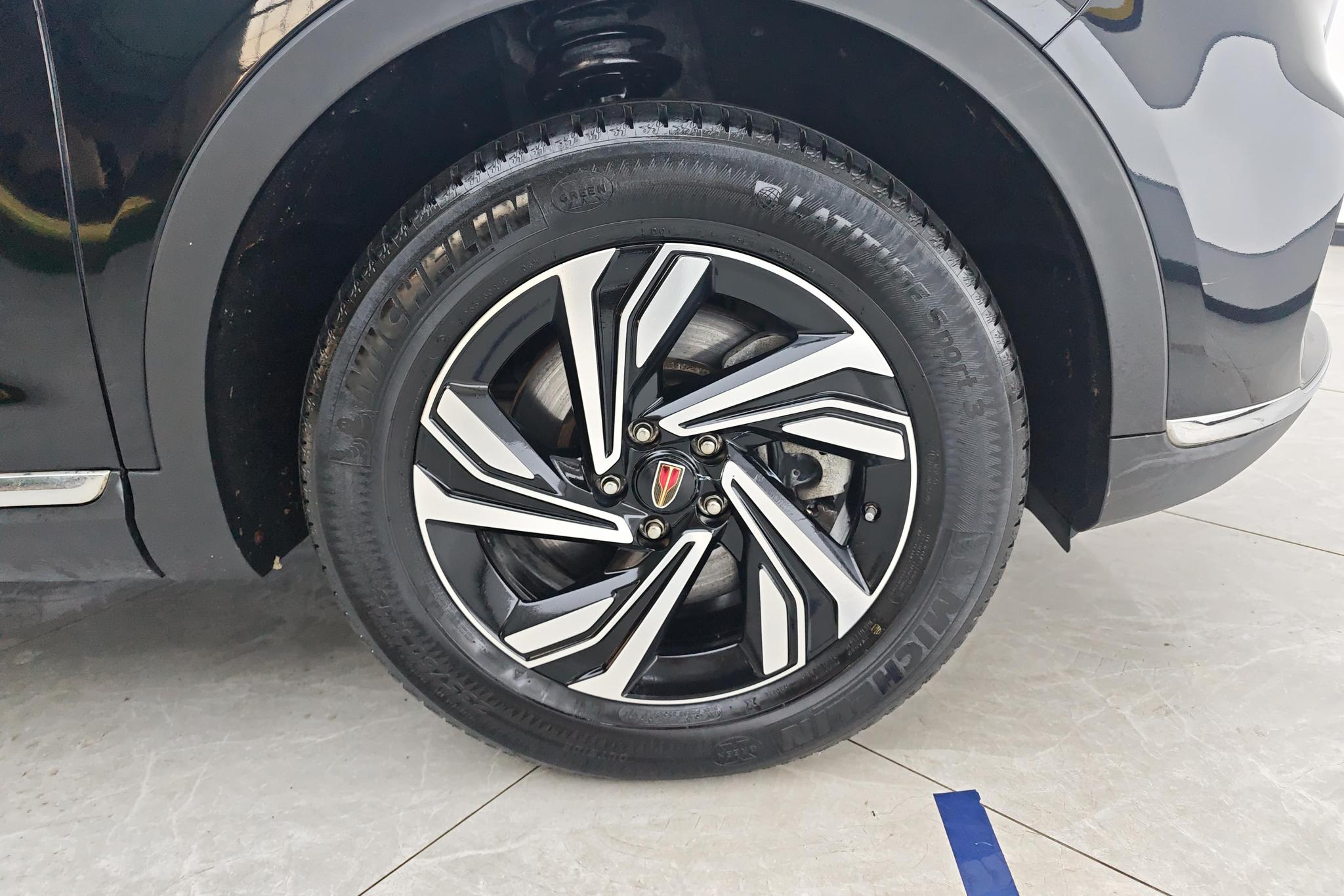 Hongqi HS5 2022 2.0T
