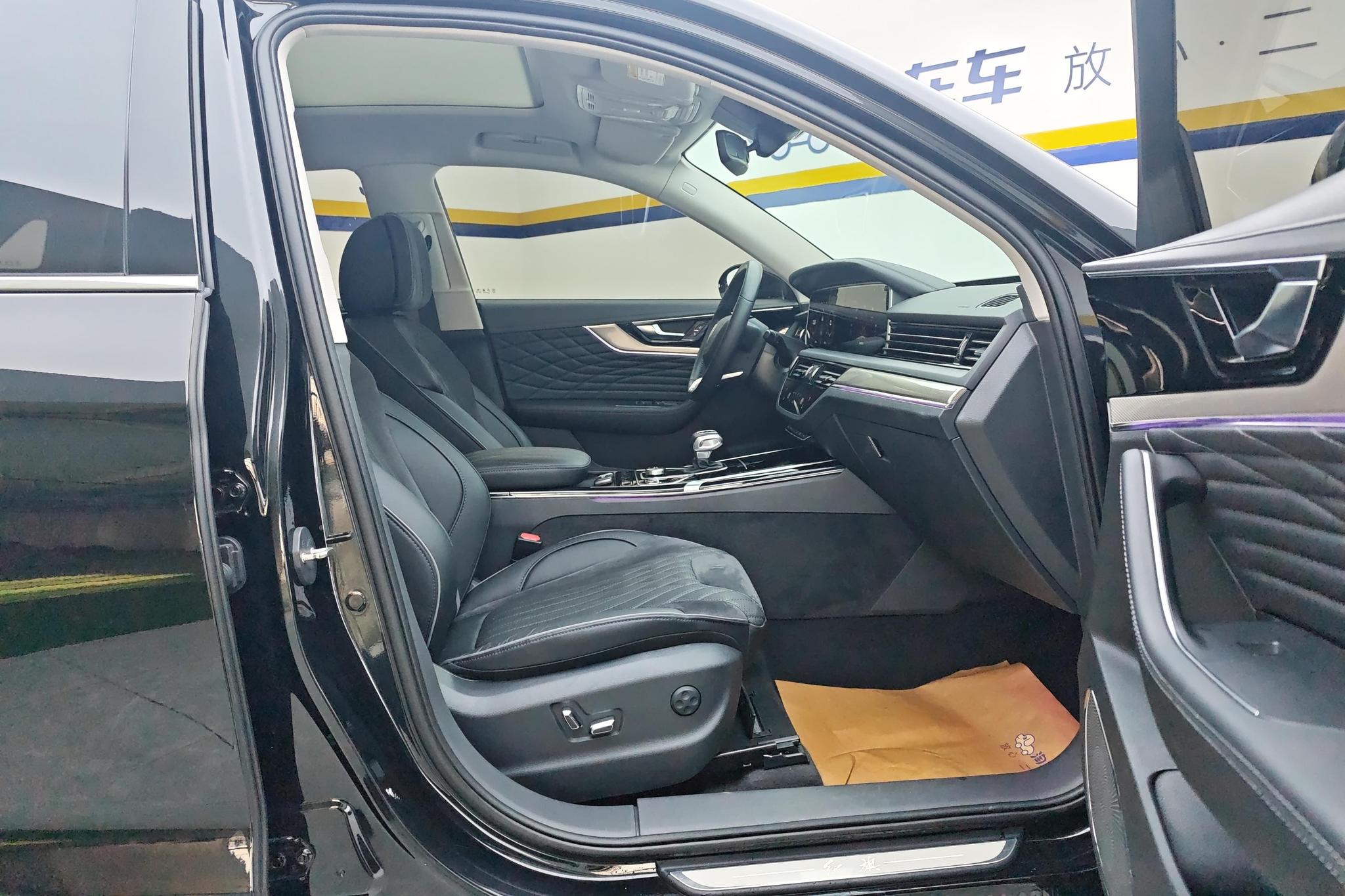 Hongqi HS5 2022 2.0T