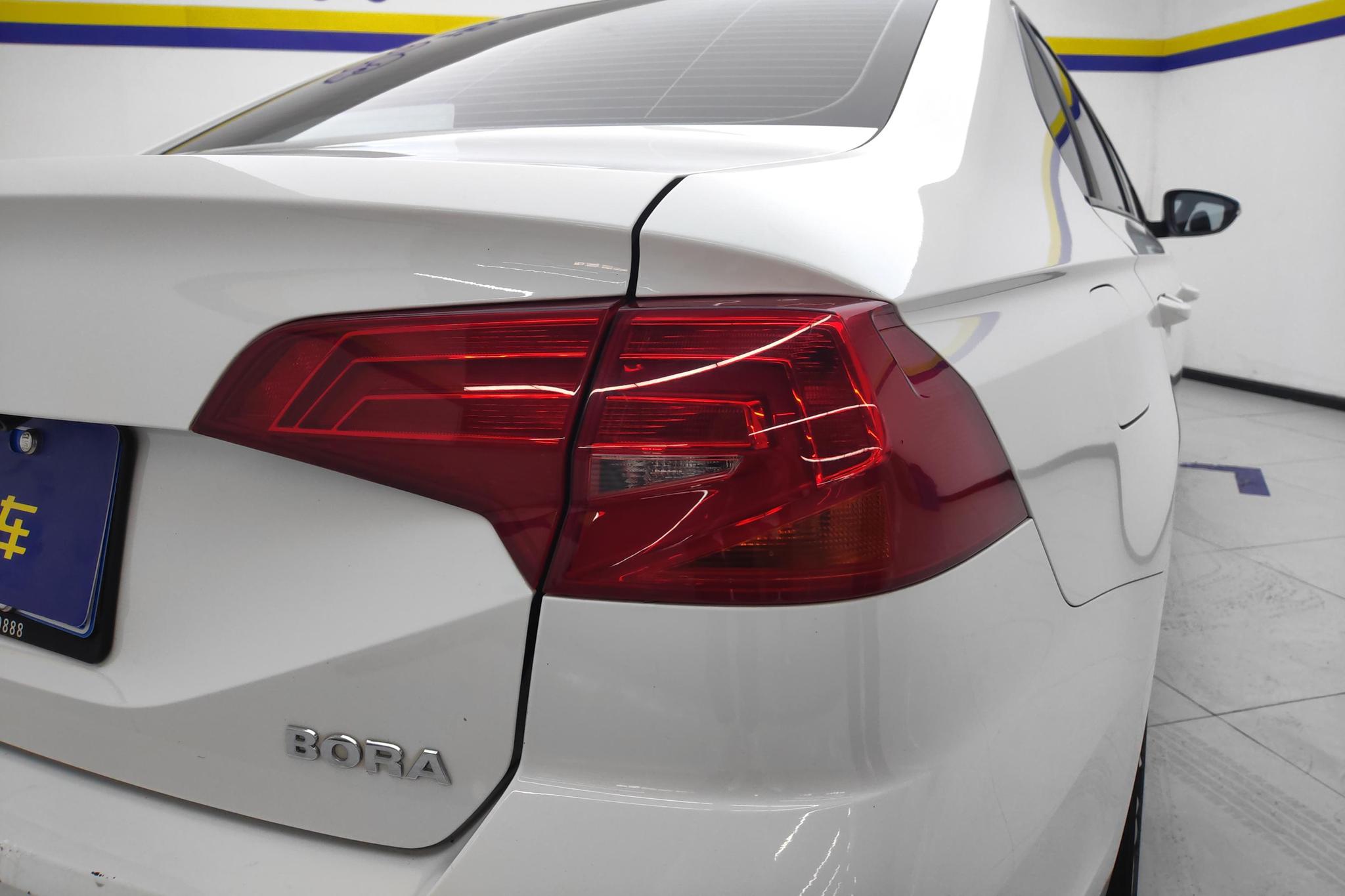 Volkswagen Bora 2019 1.5L AT Fashion VI