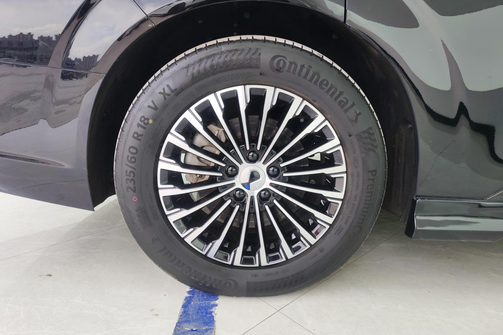 Denza D9 DM 2024 1050 Premium