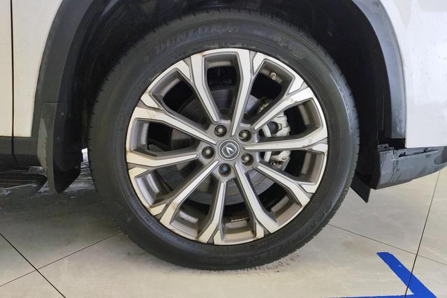 Changan CS75 PLUS 2020 2.0 T AT — фото 12
