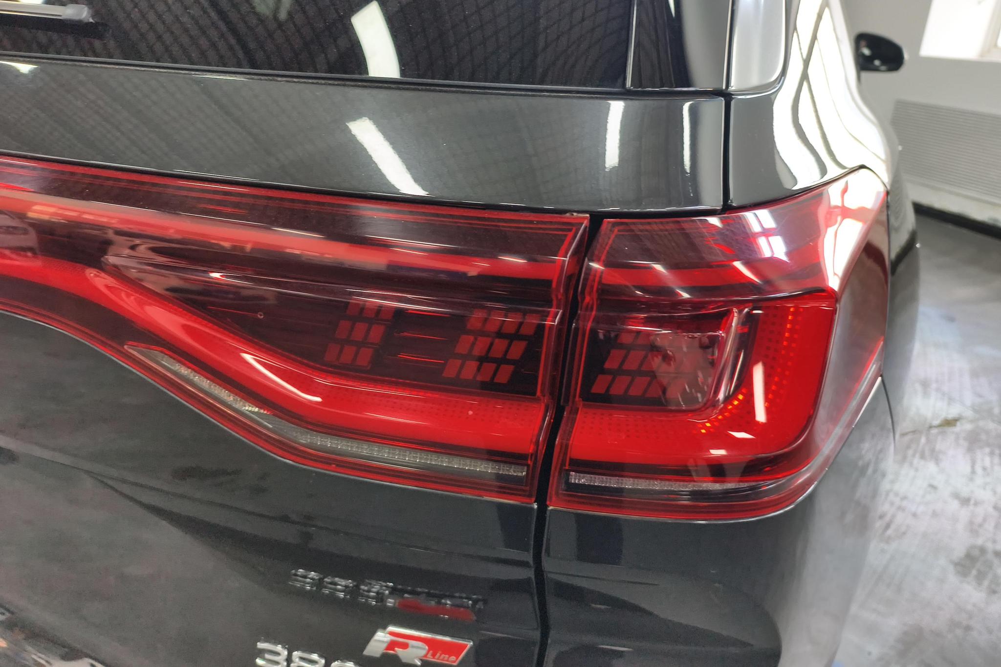 Volkswagen Viloran 2021 380TSI Luxury Pro