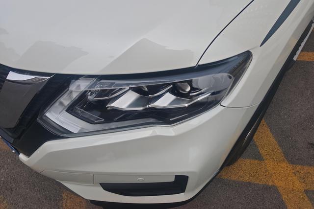 Nissan X-Trail 2020 2.0 L CVT 2 WD — фото 5