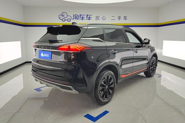 Geely Atlas (Boyue) — фото 3