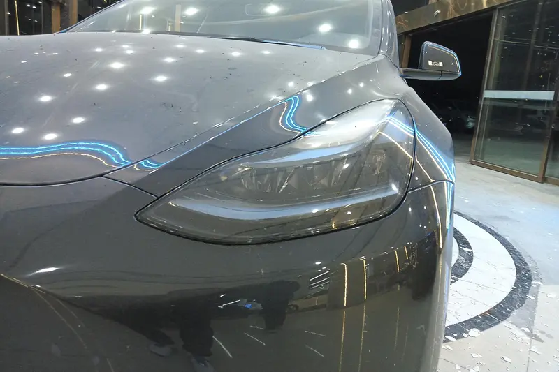 Tesla Model Y — фото 5