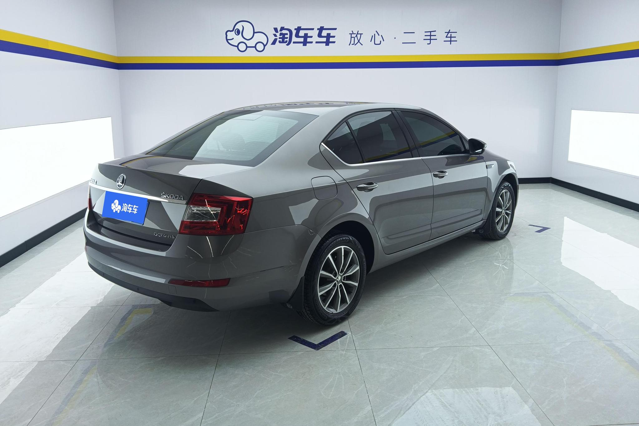Skoda Octavia 2017 1.6L AT