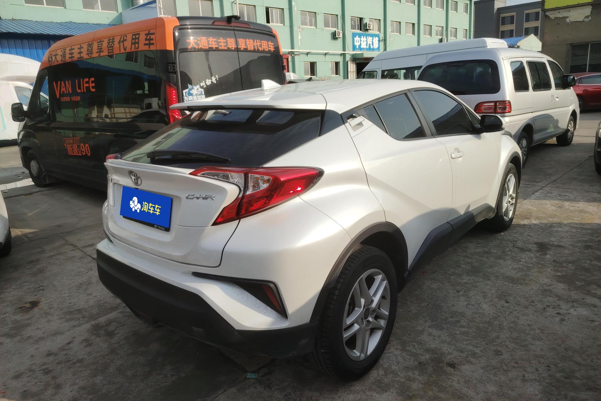 Toyota C-HR 2023 2.0L Lead