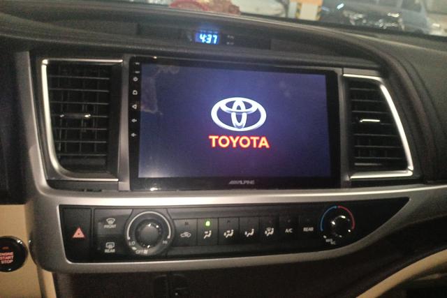 Toyota Highlander 2021 2.0 T 4 WD 7 — фото 12