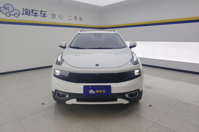 Lynk & Co 01 2019 2.0 T 2 WD Pro VI — фото 2
