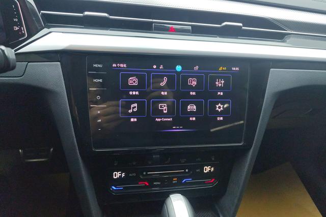 Volkswagen CC 2023 380 TSI — фото 13