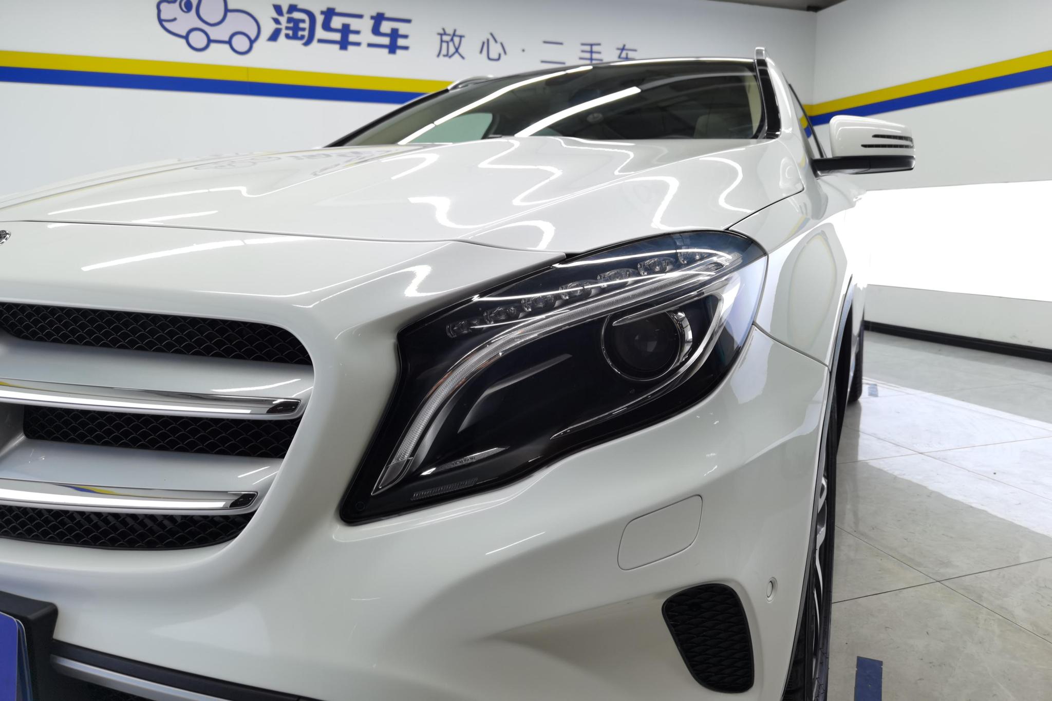 Mercedes-Benz GLA 2016 GLA 200 Fashion