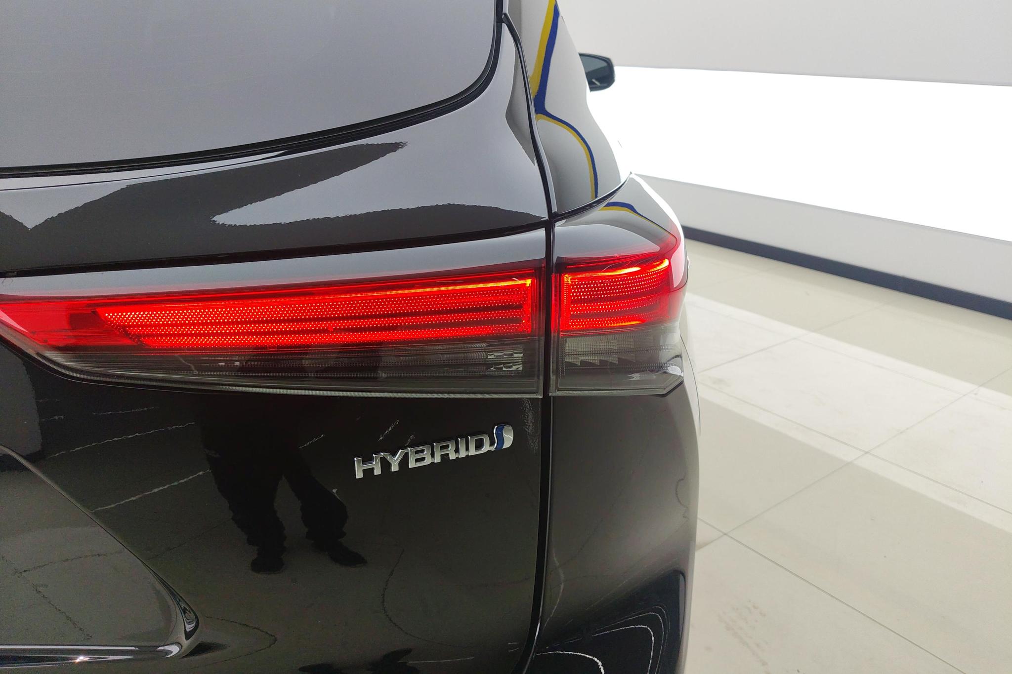 Toyota Crown Kluger 2022 2.5L HEV Flagship