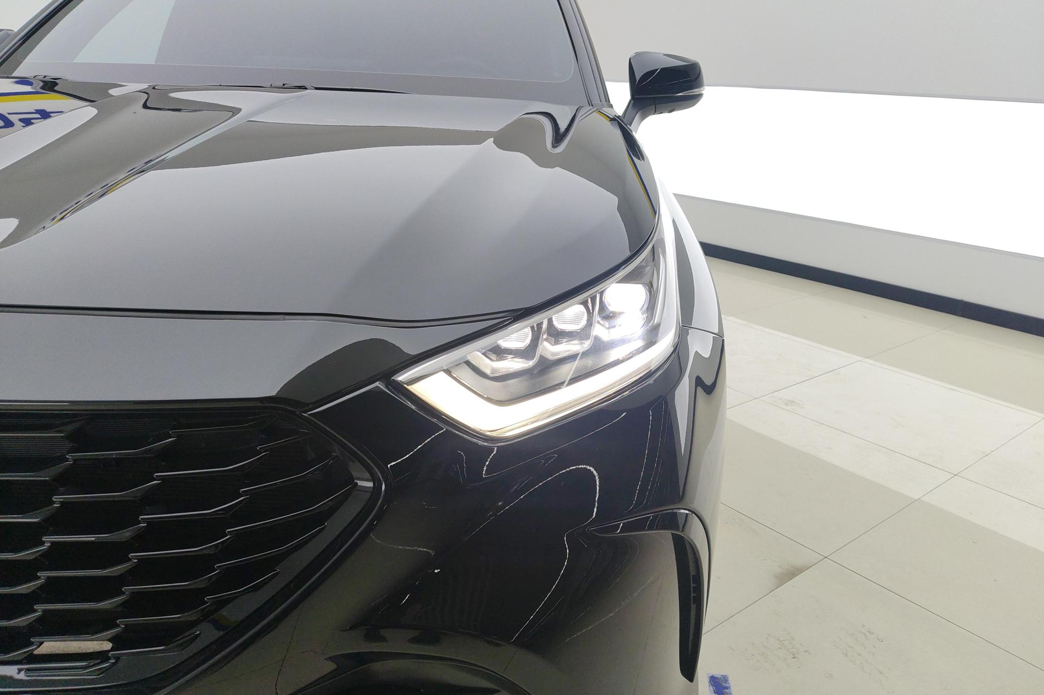 Toyota Crown Kluger 2022 2.5L HEV Flagship