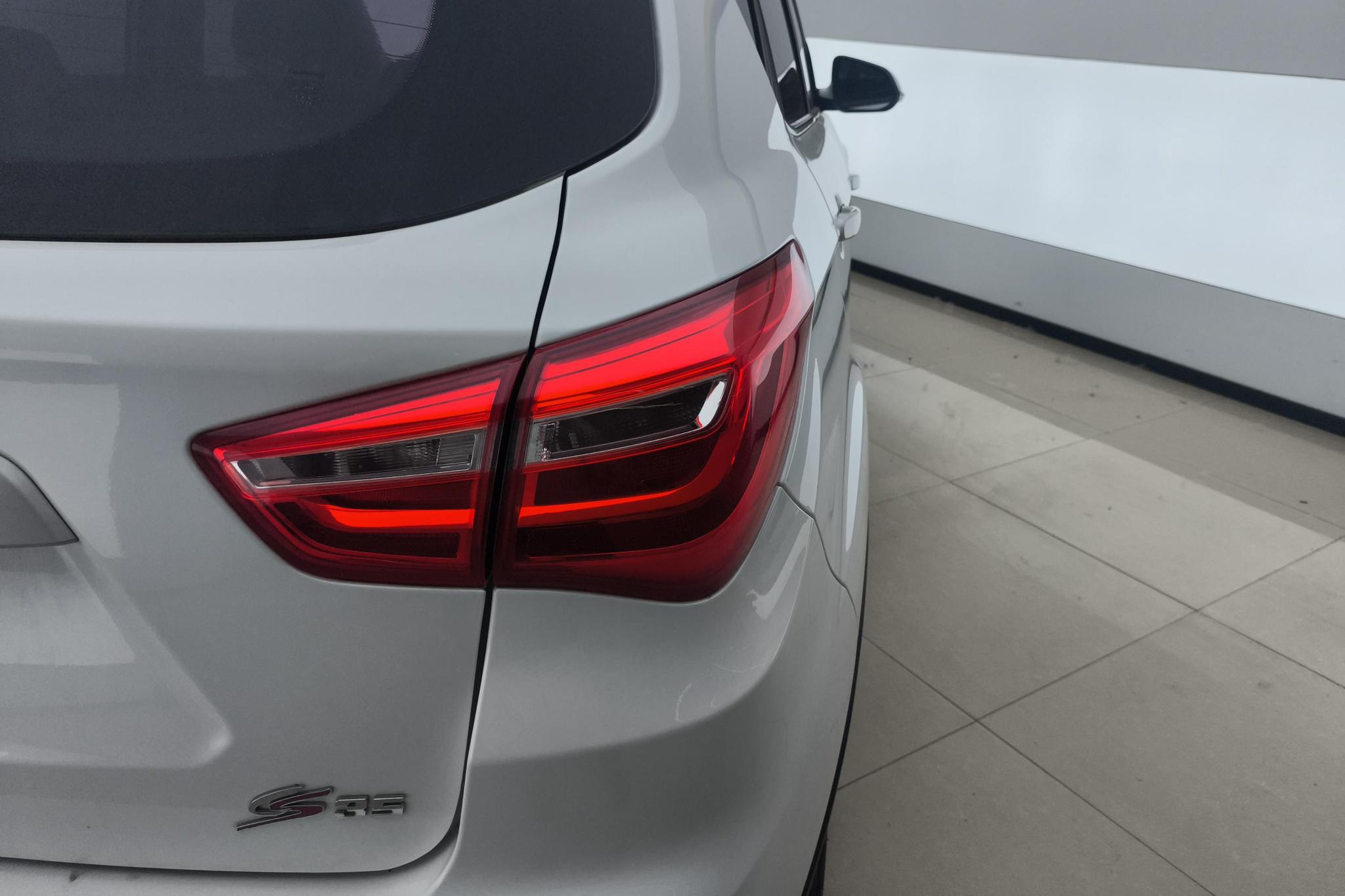 Changan CS35 2017 1.6L MT Luxury