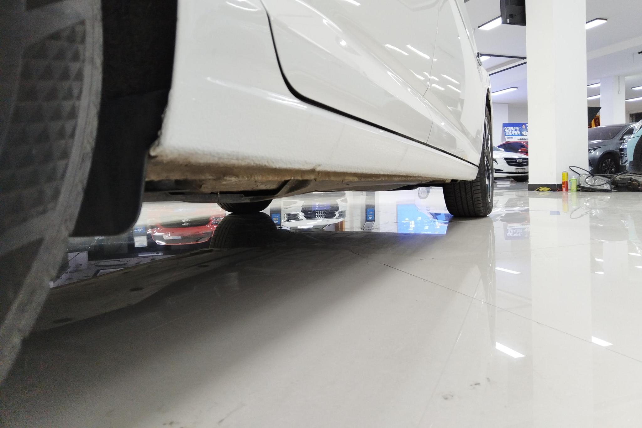Volkswagen Sagitar 2023 300TSI DSG