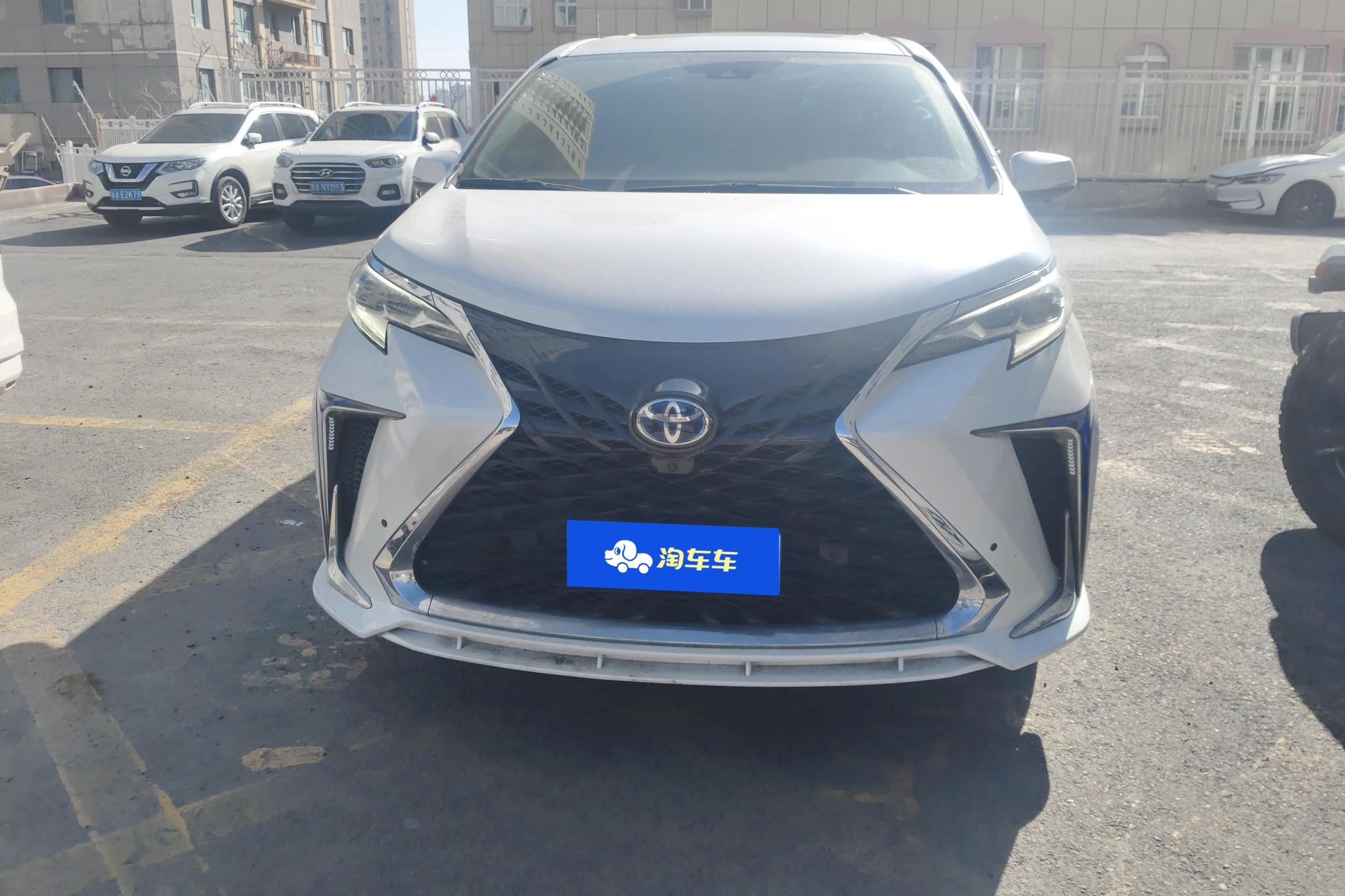 Toyota Sienna 2021 2.5L Luxury