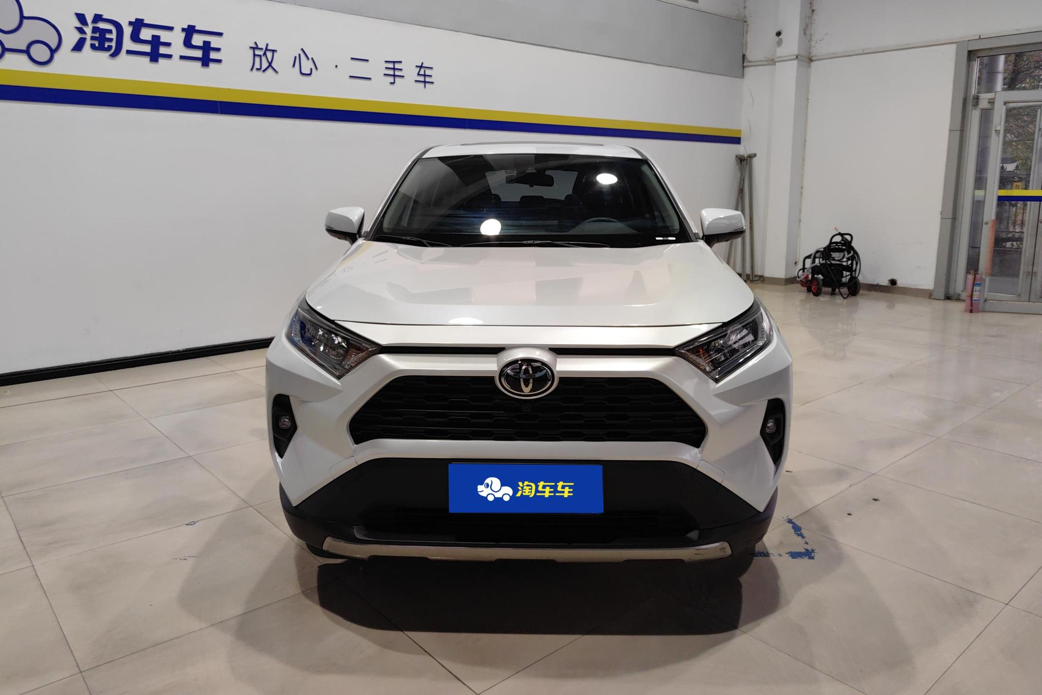 Toyota RAV4 2023 2.0L CVT
