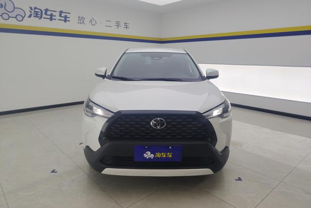 Toyota Corolla Cross 2024 2.0 L CVT — фото 2
