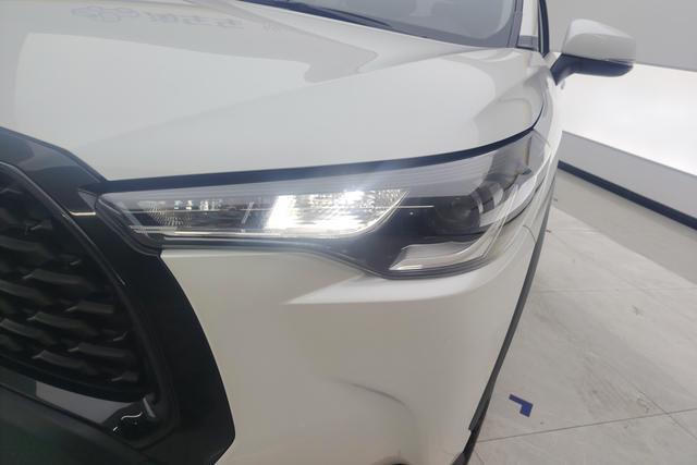 Toyota Corolla Cross 2024 2.0 L CVT — фото 4