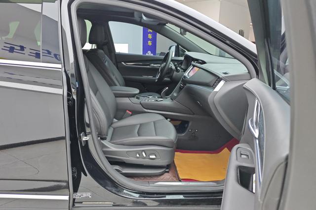 Cadillac XT5 2022 — фото 14